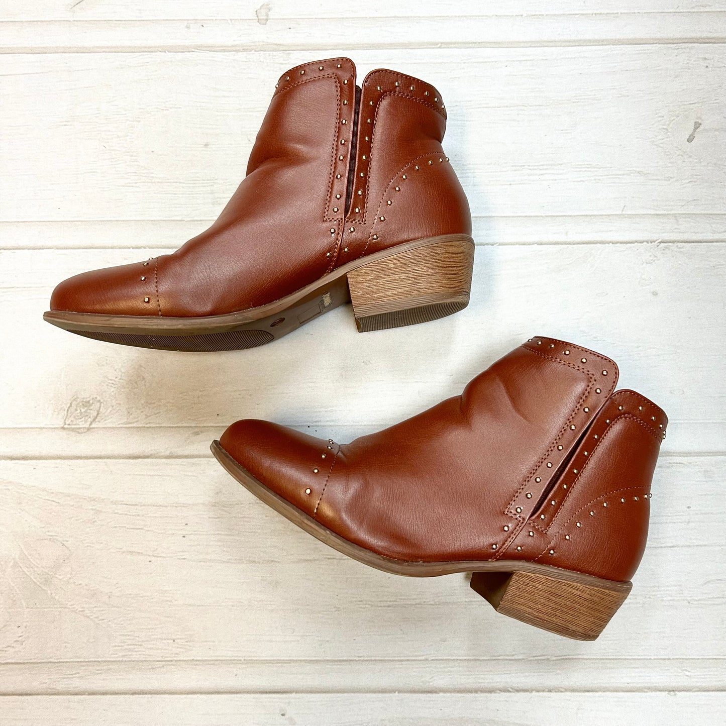 Boots Ankle Heels By Jc  Size: 9