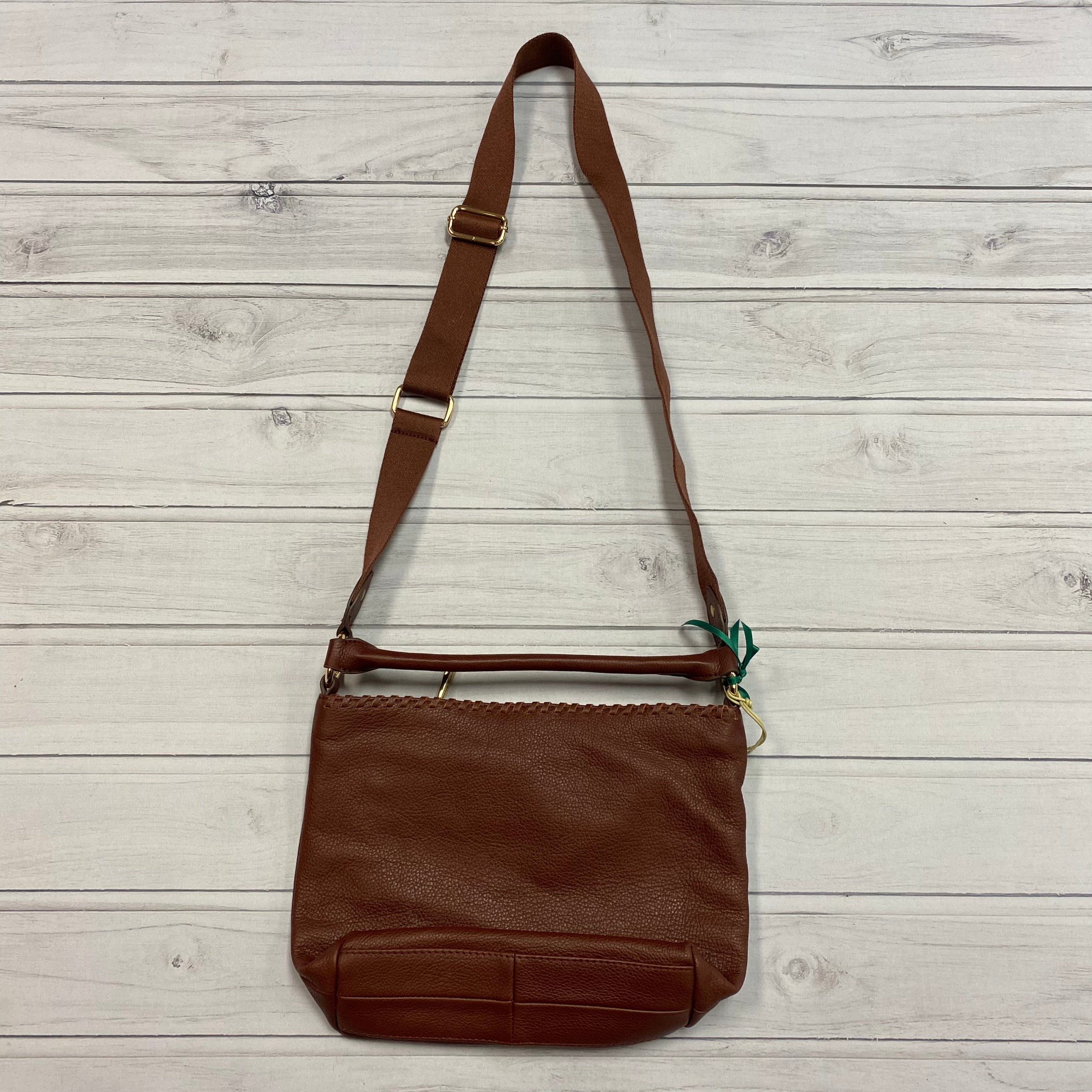 Tommy bahama crossbody on sale bag